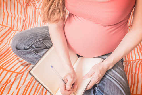 “Can This Wait Ten Minutes?” The number one trick to making informed decisions and following your birth plan in the labor room.